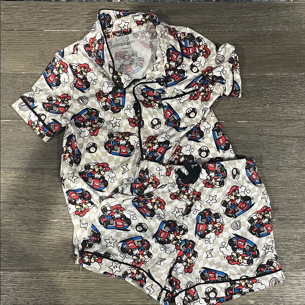 Kids Super Mario Print Pajamas Set